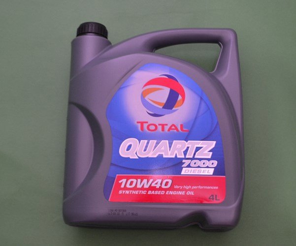 Ford Escort 1996-2001  Total 10W-40 Yağ 10404DTOTAL