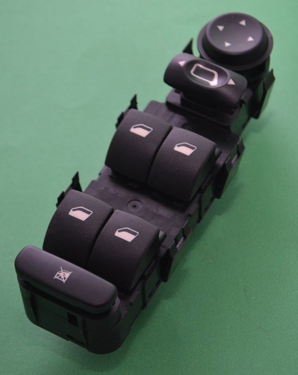 Ön Kapı Cam Düğmesi