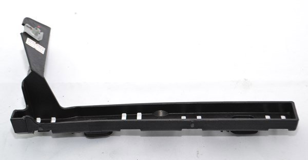 Ön Sol Tampon Bağlantı Ayağı