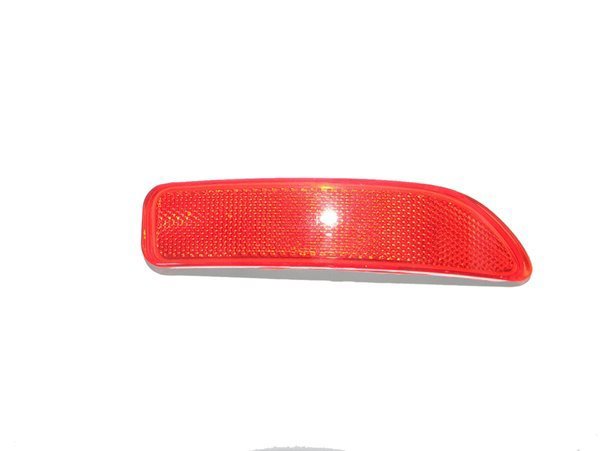 Arka Sağ Tampon Reflektörü