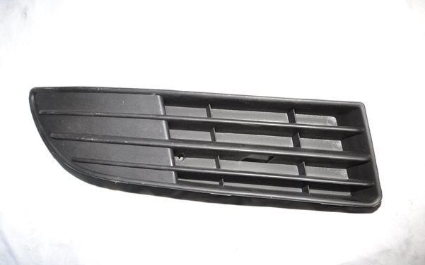 Ön Sağ Tampon Sis Kapağı / Bakaliti