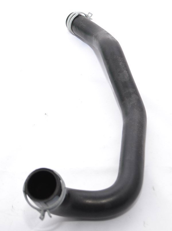 Motor Radyatörü Alt Su Hortumu