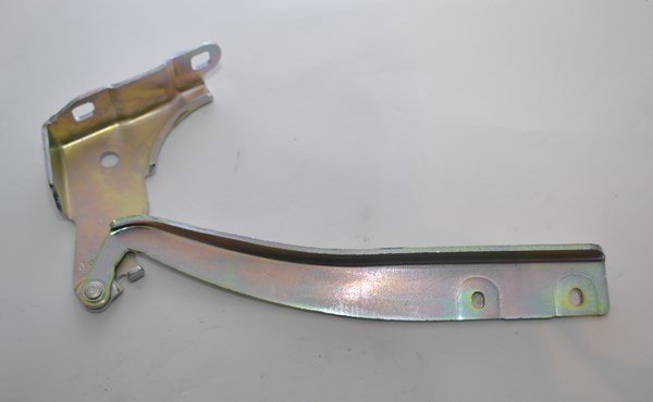 Ön Sağ Kaput Menteşesi