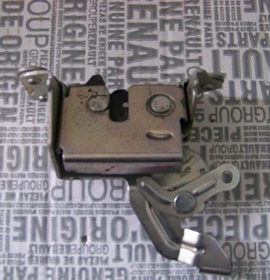 Arka Sağ Kapı Kilidi