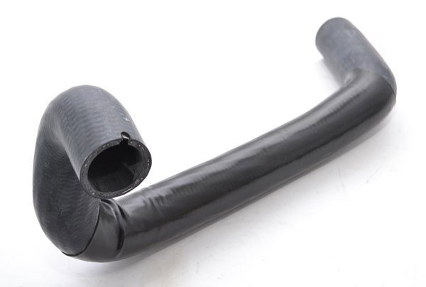 Motor Radyatörü Alt Su Hortumu