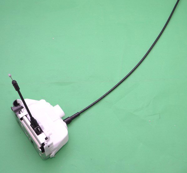 Ön Sağ Kapı Kilidi