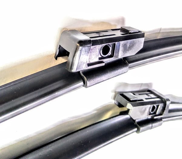 Volkswagen Jetta 2015-2019  Sonparça Ön Cam Sileceği SB2419C2