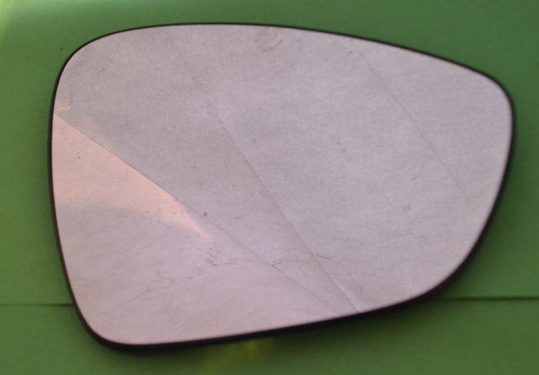 Sağ Kapı Ayna Camı