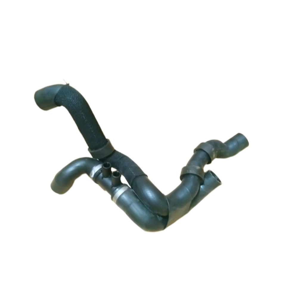 Motor Radyatörü Alt Su Hortumu