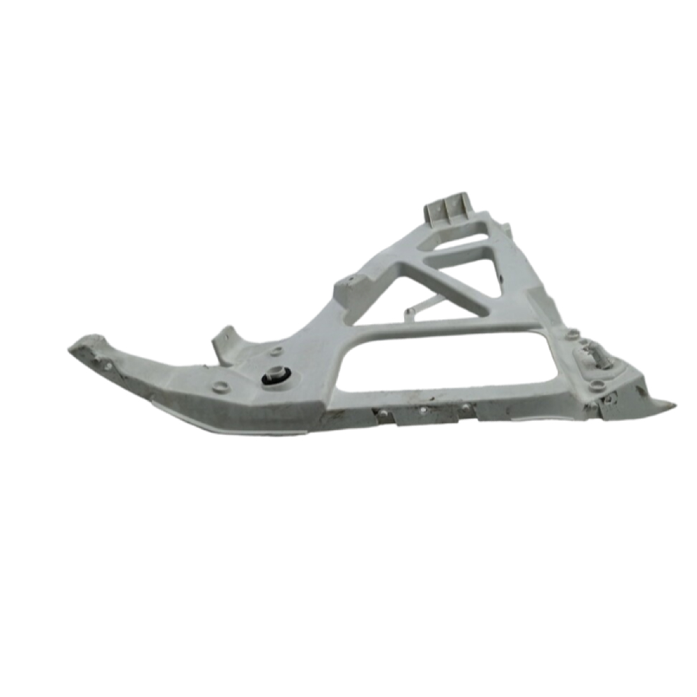 Arka Sağ Tampon Bağlantı Ayağı